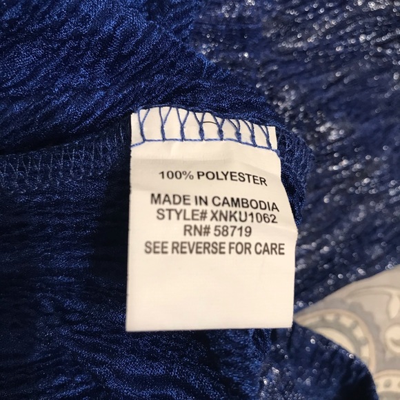 NY Collection V Neck Navy Blue Sparkle Top Size XL - Picture 6 of 8